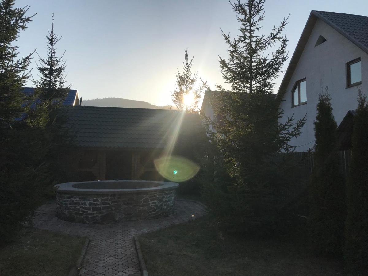 Sun Hotel Mizhhirya  Екстериор снимка