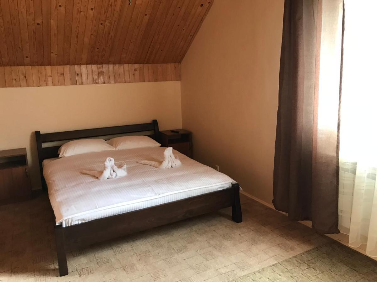 Sun Hotel Mizhhirya  Екстериор снимка